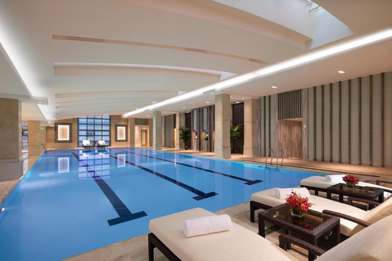 Khách sạn Majesty Plaza