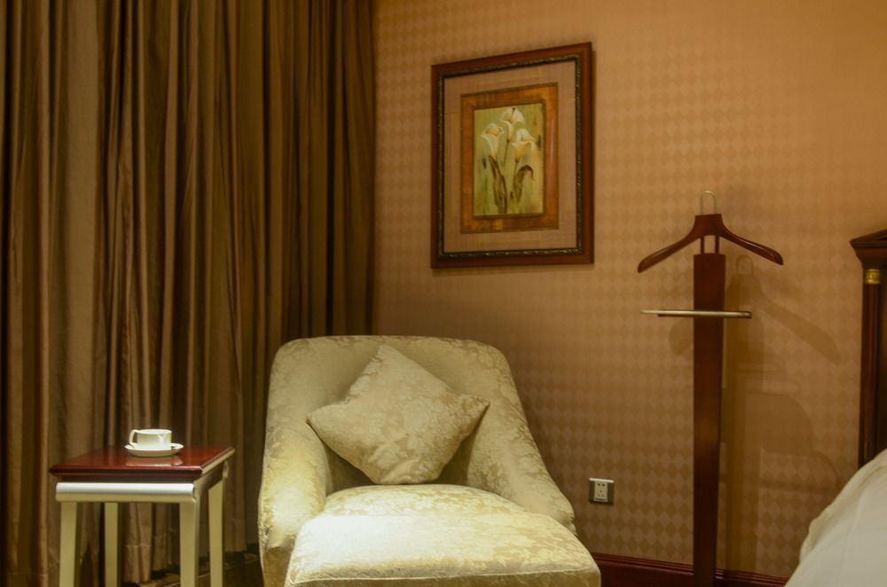 Hotel Majesty Plaza 5*